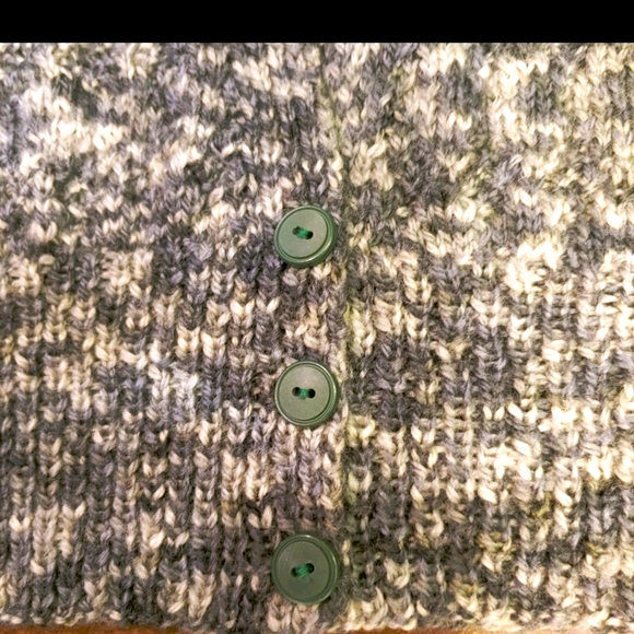 Sweater Vest Hand Knit Cropped V Neck Ribbed Vintage Styling Price is Firm - Picture 4 of 13